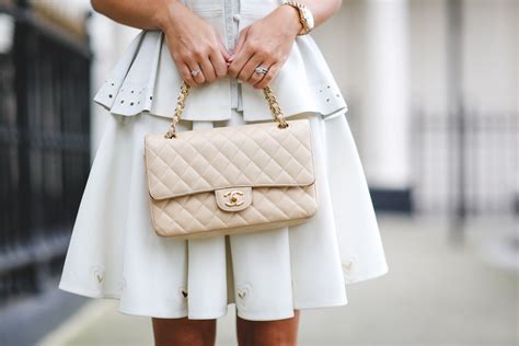 history of the chanel flap bag style frizz